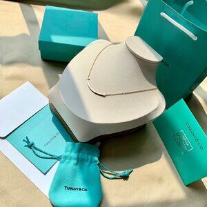 Tiffany T series smile necklace